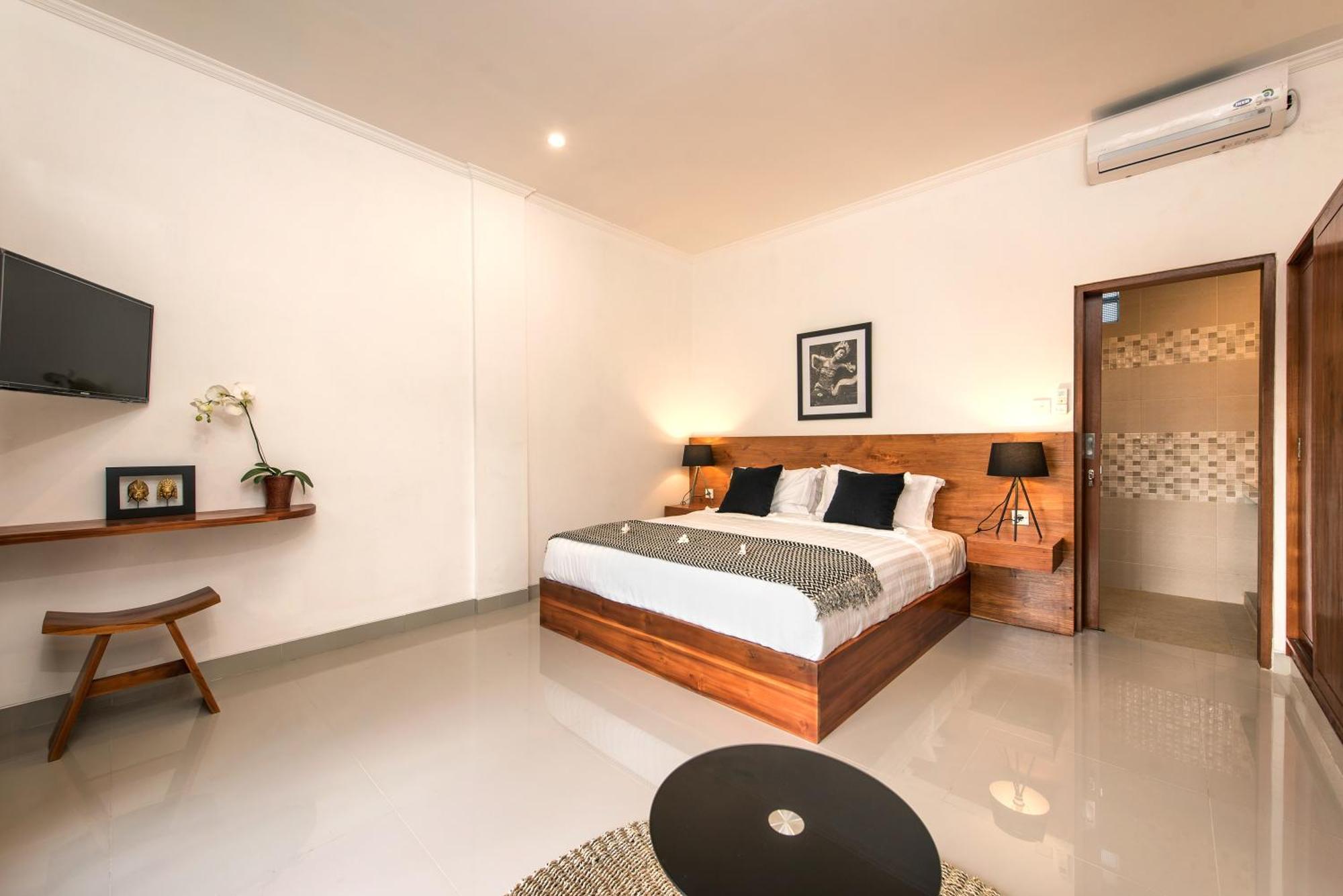 Hotel Puri Uma Ratu By Rpm Seminyak Esterno foto