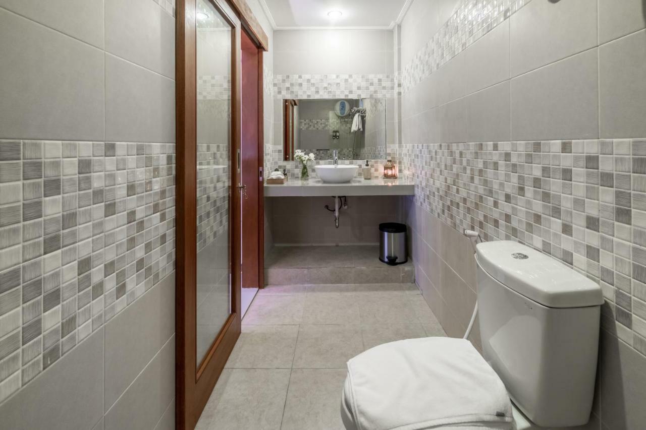 Hotel Puri Uma Ratu By Rpm Seminyak Esterno foto